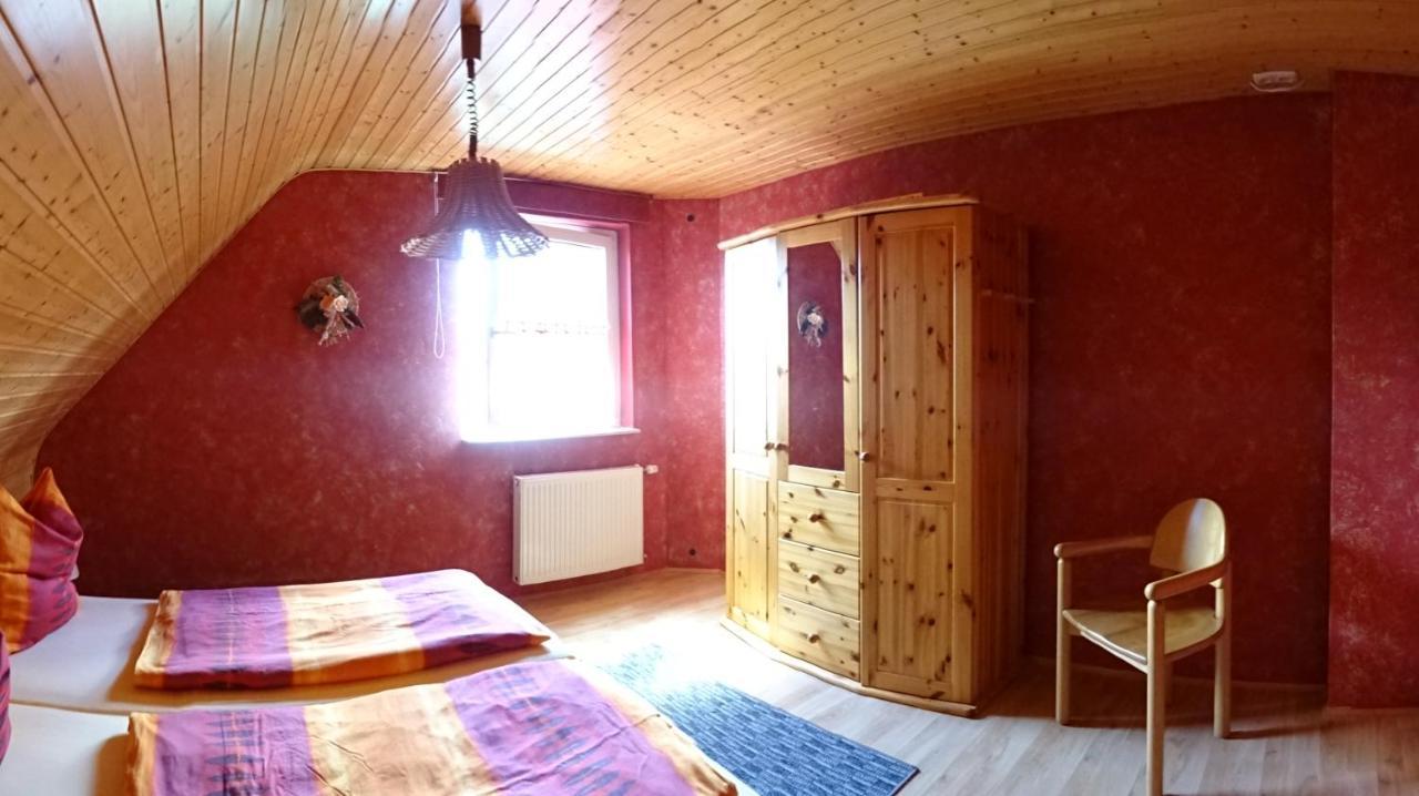 Ferienhaus Im Urigen Garten Bzw Eulenhaus Zingst Exterior foto